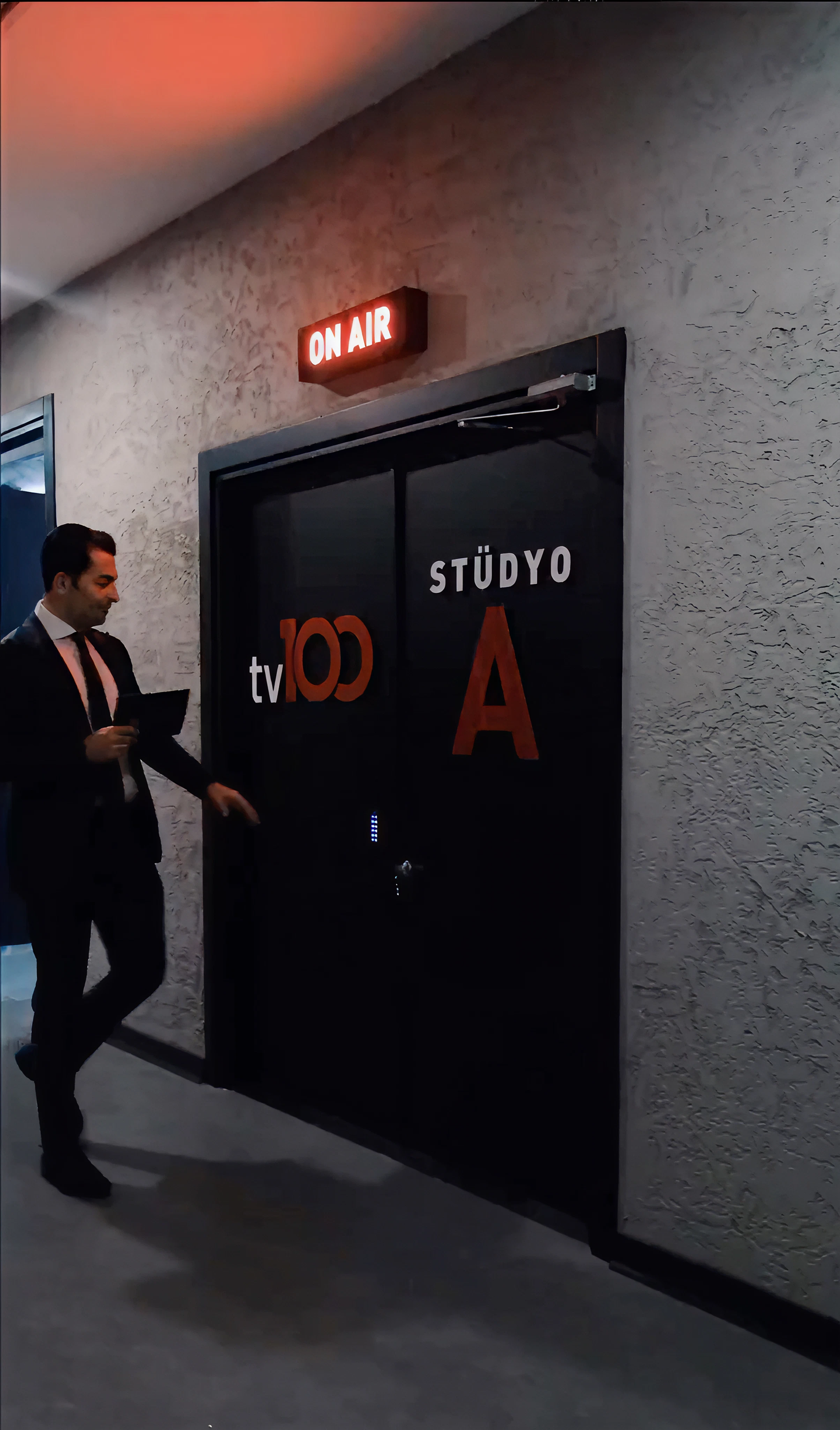 media 1